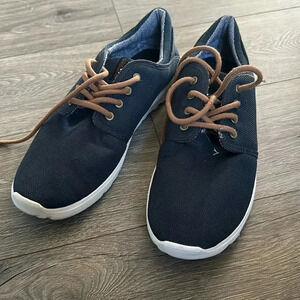 Etnies Navy Sneaker Size 10.5 women’s
